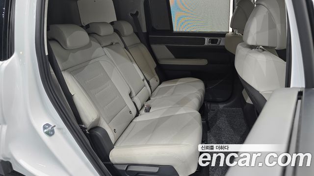 Hyundai Santafe 2025 — photo 17