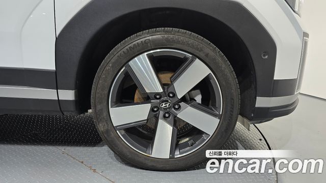 Hyundai Santafe 2025 — photo 7