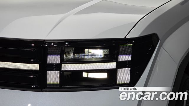 Hyundai Santafe 2025 — photo 8