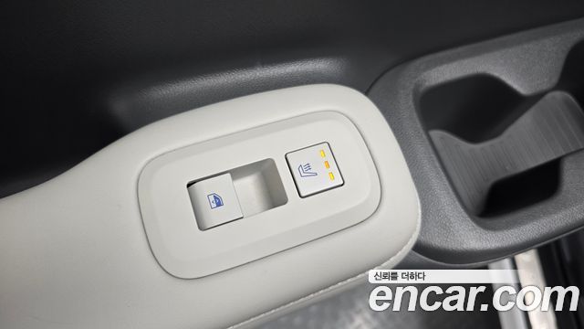 Hyundai Santafe 2025 — photo 29