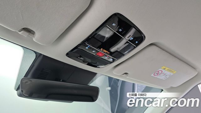 Hyundai Santafe 2025 — photo 31
