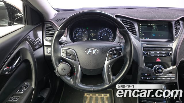 Hyundai Grandeur 2016 — photo 19