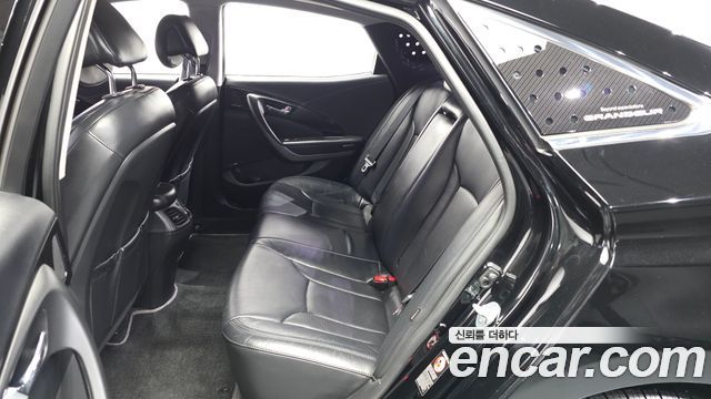 Hyundai Grandeur 2016 — photo 16