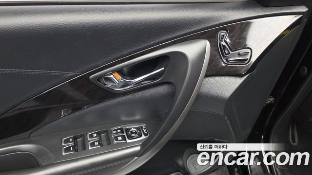 Hyundai Grandeur 2016 — photo 32
