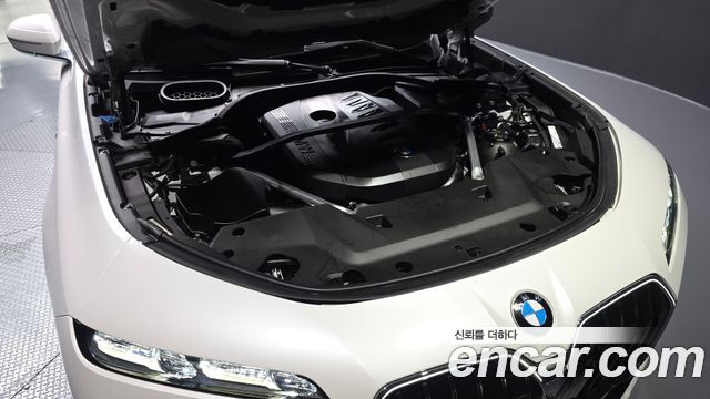 BMW 7-Series 2023 — photo 6