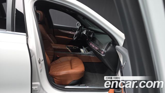 BMW 7-Series 2023 — photo 17