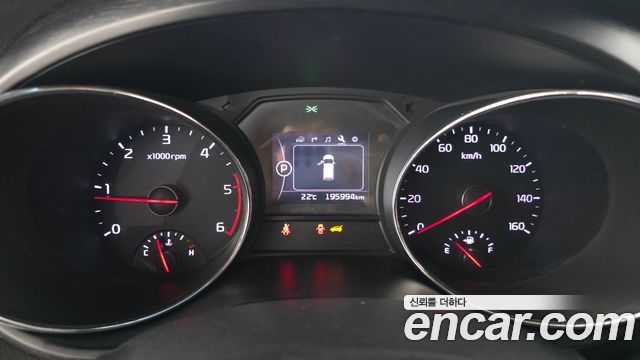 Kia Canival 2016 — photo 8