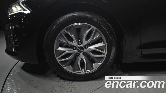 Kia K5 2022 — photo 5