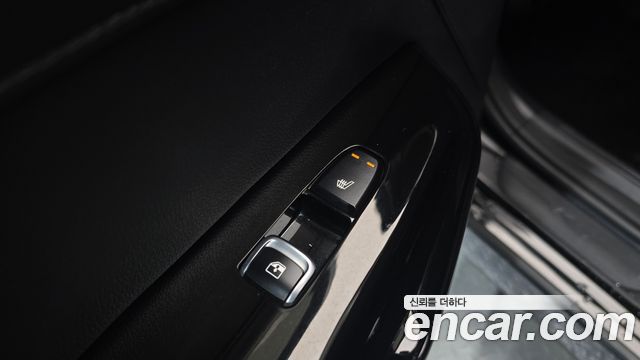 Kia K5 2022 — photo 25