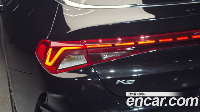 Kia K5 2022 — photo 9
