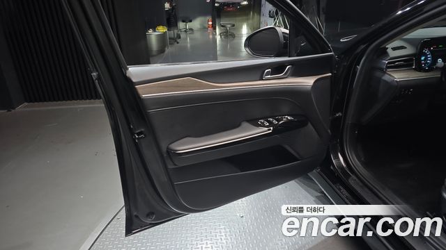 Kia K5 2022 — photo 14