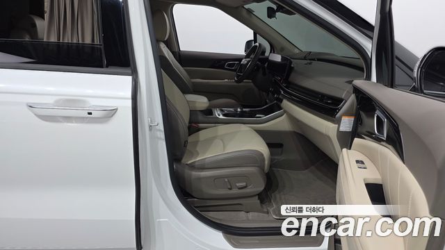 Kia Canival 2025 — photo 12