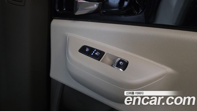 Kia Canival 2025 — photo 20