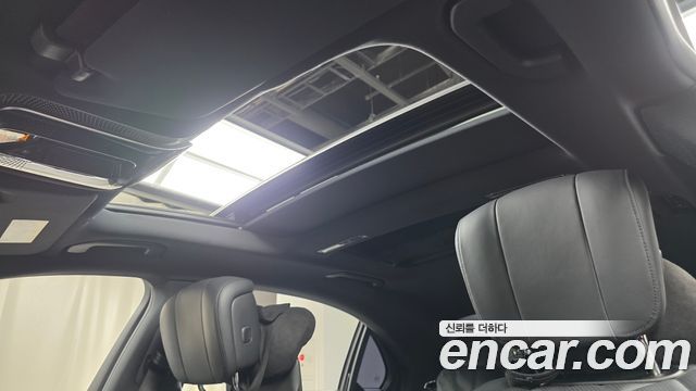 Mercedes-Benz S-Class 2022 — photo 24