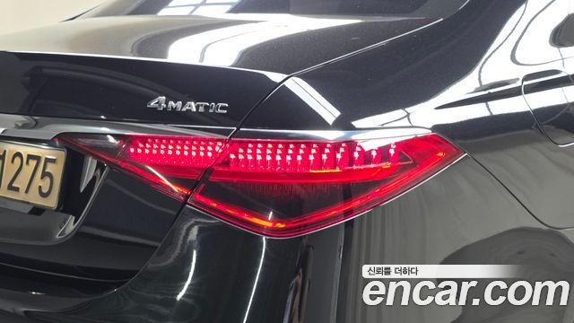 Mercedes-Benz S-Class 2022 — photo 9
