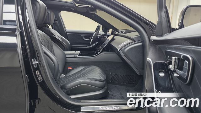 Mercedes-Benz S-Class 2022 — photo 16