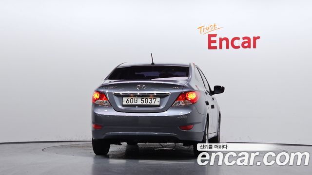 Hyundai Accent 2014 — photo 4