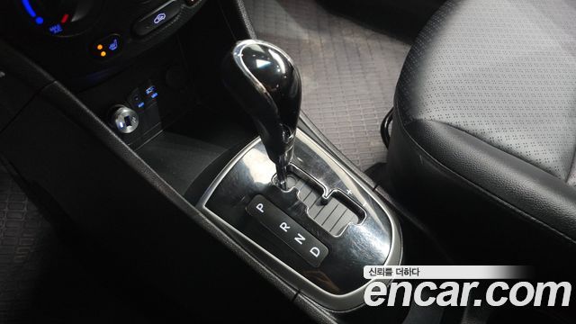Hyundai Accent 2014 — photo 12