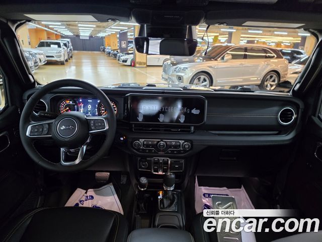 Jeep Wrangler 2026 — photo 9
