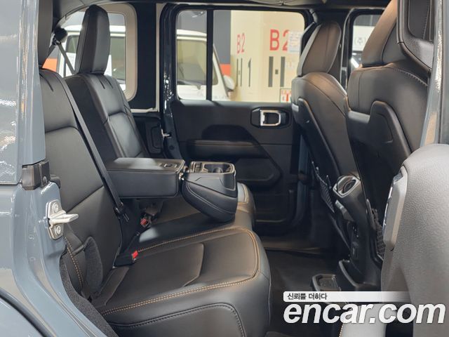 Jeep Wrangler 2026 — photo 19