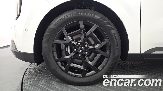Kia Canival 2025 — photo 5