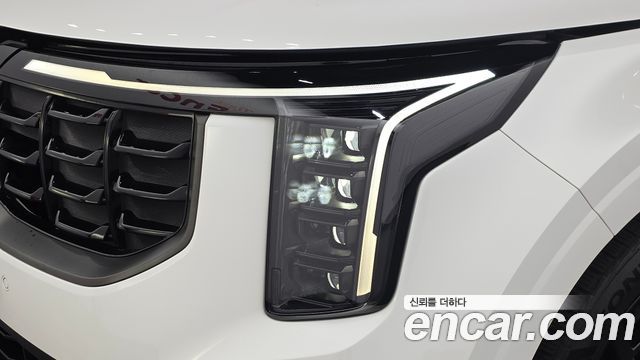 Kia Canival 2025 — photo 8