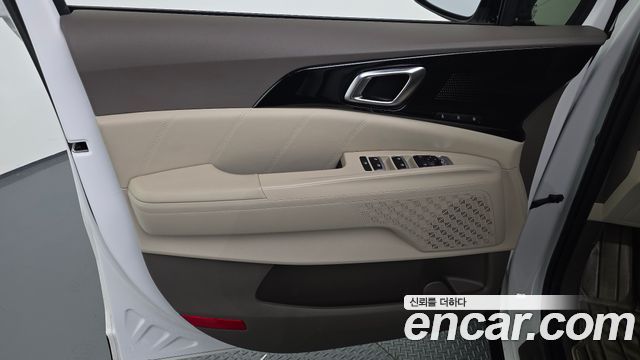 Kia Canival 2025 — photo 14