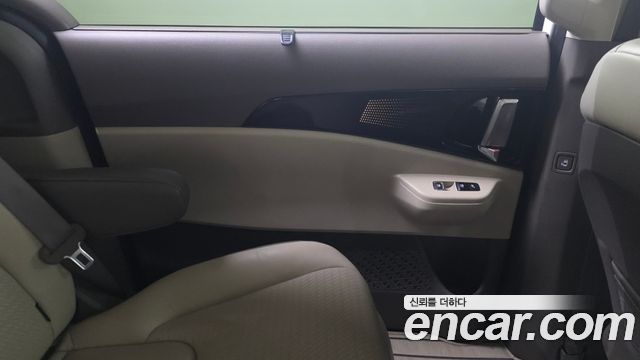 Kia Canival 2025 — photo 15