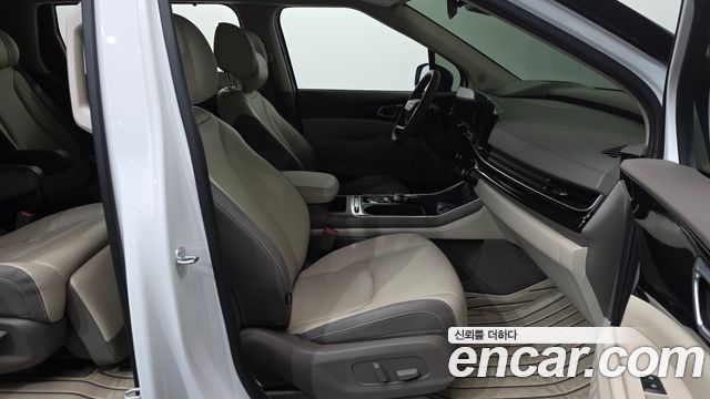 Kia Canival 2025 — photo 16