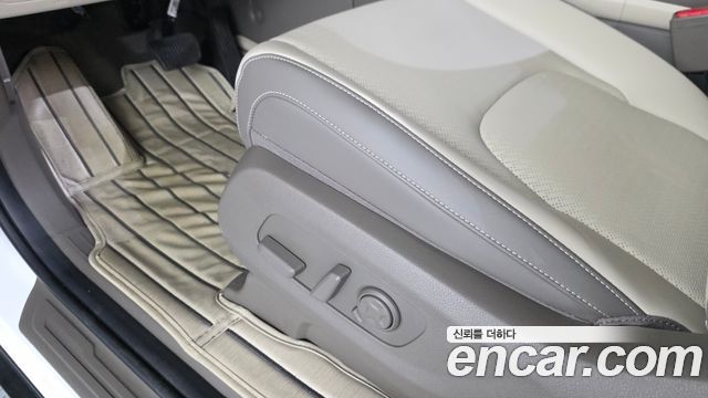 Kia Canival 2025 — photo 29