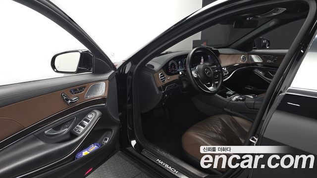 Mercedes-Benz S-Class 2020 — photo 13