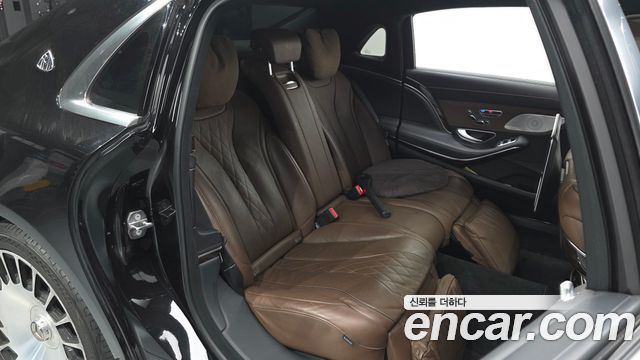 Mercedes-Benz S-Class 2020 — photo 18