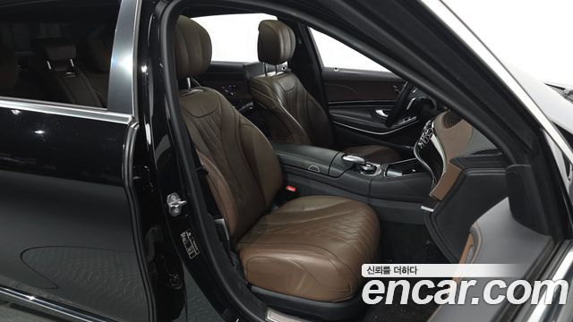 Mercedes-Benz S-Class 2020 — photo 16