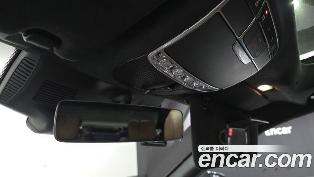 Mercedes-Benz S-Class 2020 — photo 30