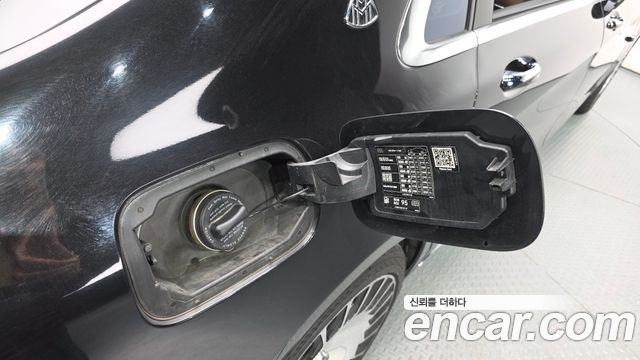 Mercedes-Benz S-Class 2020 — photo 39