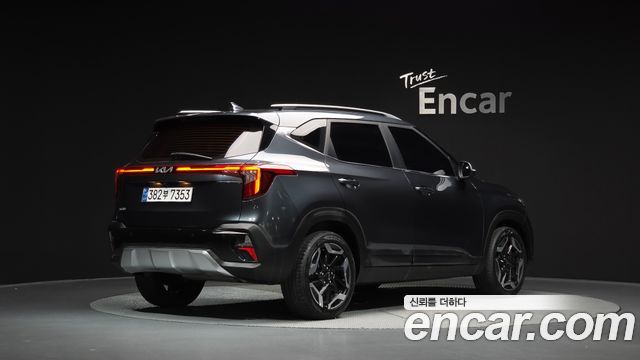 Kia Seltos 2023 — photo 2