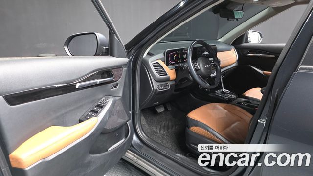 Kia Seltos 2023 — photo 13