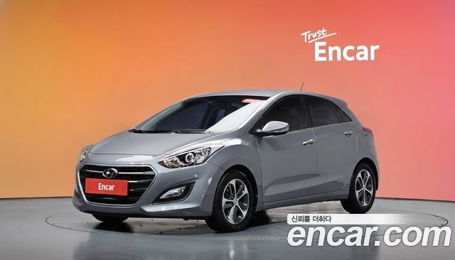 Hyundai i30 2015 — photo 1