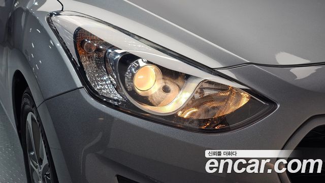 Hyundai i30 2015 — photo 8
