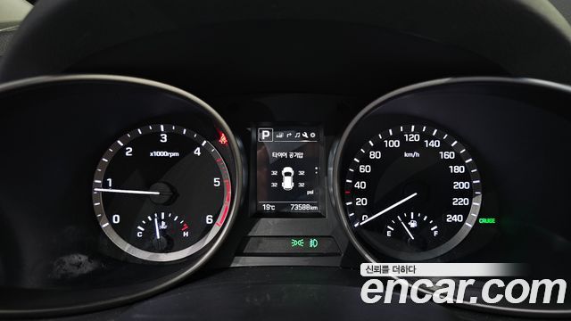 Hyundai Santafe 2018 — photo 8