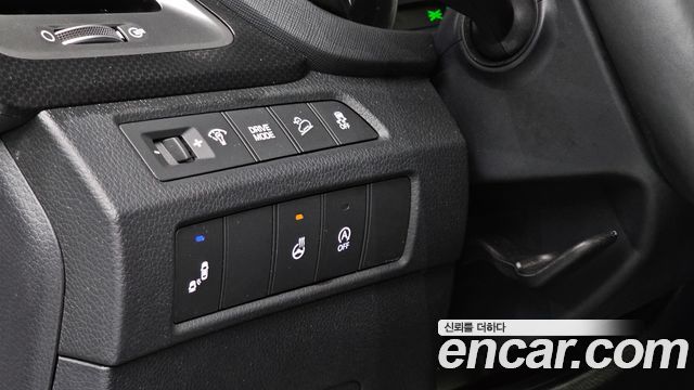 Hyundai Santafe 2018 — photo 13