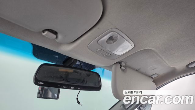 Hyundai Starex 2017 — photo 17