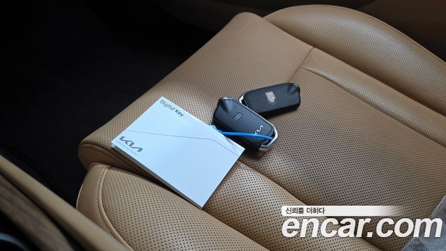 Kia K9 2022 — photo 21