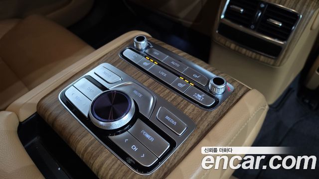 Kia K9 2022 — photo 34