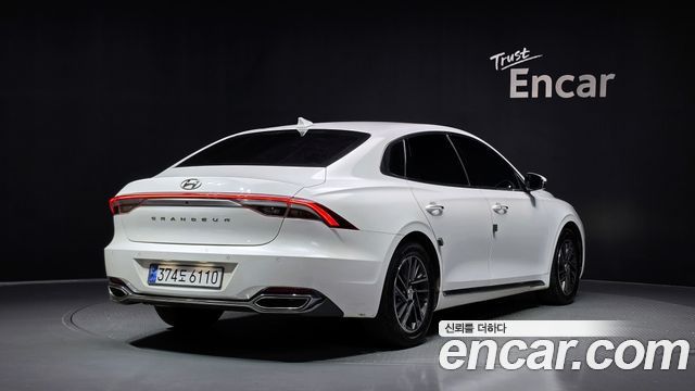 Hyundai Grandeur 2023 — photo 2