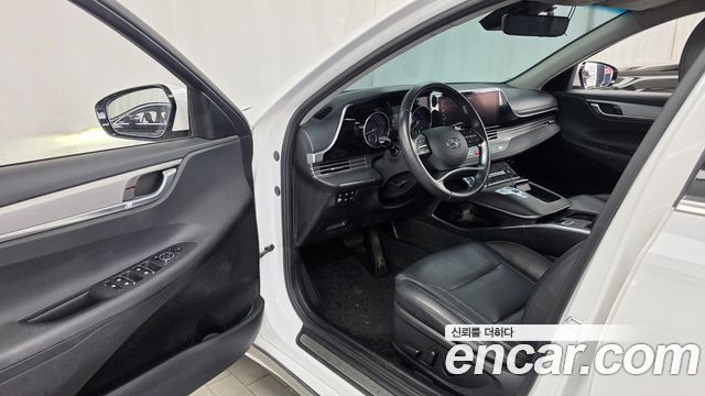 Hyundai Grandeur 2023 — photo 13