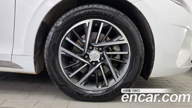 Hyundai Grandeur 2023 — photo 7