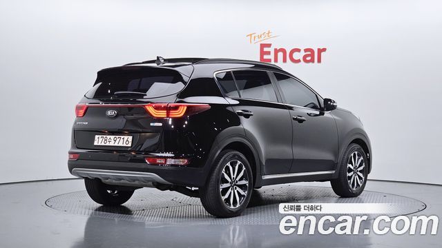 Kia Sportage 2018 — photo 2