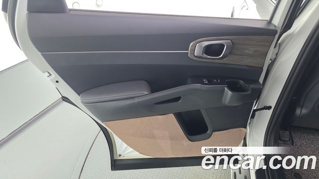 Kia Sorento 2021 — photo 15
