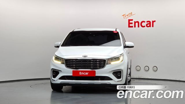 Kia Canival 2019 — photo 3